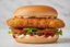 &nbsp;Crispy Chicken Burger 125 gram mit Ketchup, Majo, Salat, Tomate und Gurke